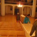 Maltā izgatavotie baznīcas interjera materiāli atgriežas no Rīgas amatniecības vidusskolas. 2009. gada rudens. 